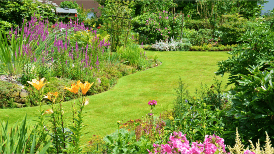 Gartengestaltung für kleine Gärten: So nutzt du jeden Quadratmeter optimal in Kiel & Umgebung 5 Gartengestaltung Kiel